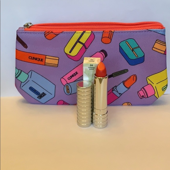 Lipstick - Picture 1 of 2